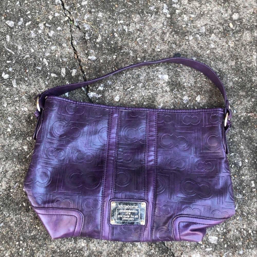 Handbag - Picture 2 of 7